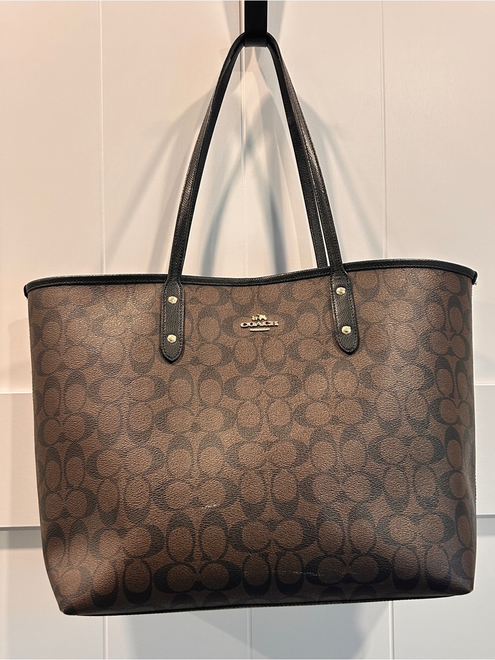 Coach City Tote – Brown Signature Canvas & Black Leather
